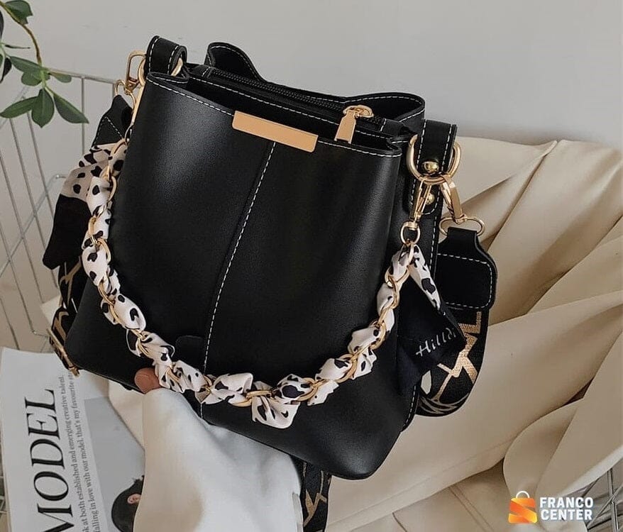 Bolsa de Couro Cachecol Elegance - Oferta Especial Bolsa feminina Wiio, Franco Center 